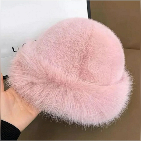 Glam Pink Fur Mongolian Bucket Hat New - Picture 2 of 3
